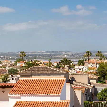 Bahia Homes Villa *